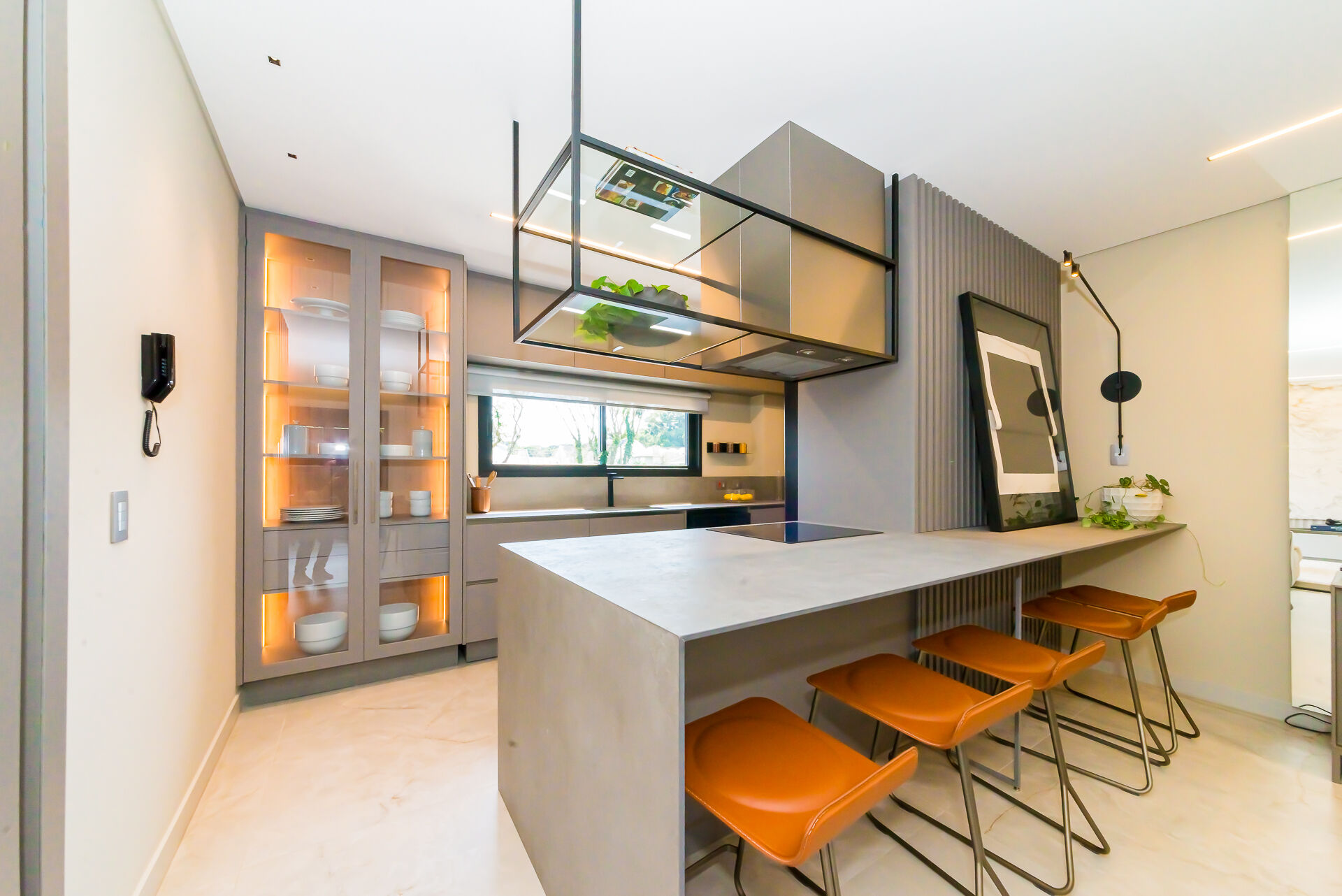 Imagem do imovel Dasos | Apartamento decorado com 3 suítes no Centro Cívico | 160 m²